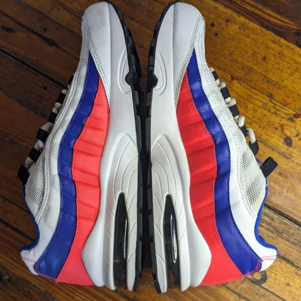 Nike Air Max 95 Youth 7/Women's Size 8.5